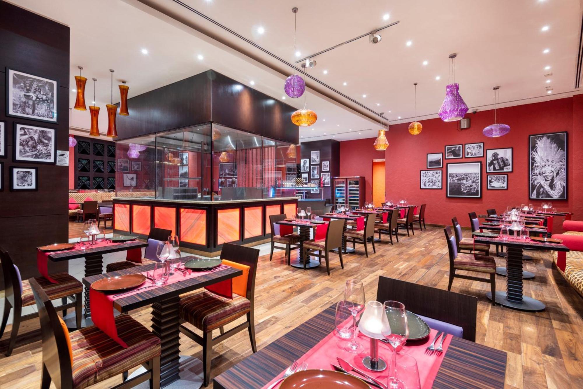 Crowne Plaza Doha - The Business Park By Ihg Hotel Bagian luar foto
